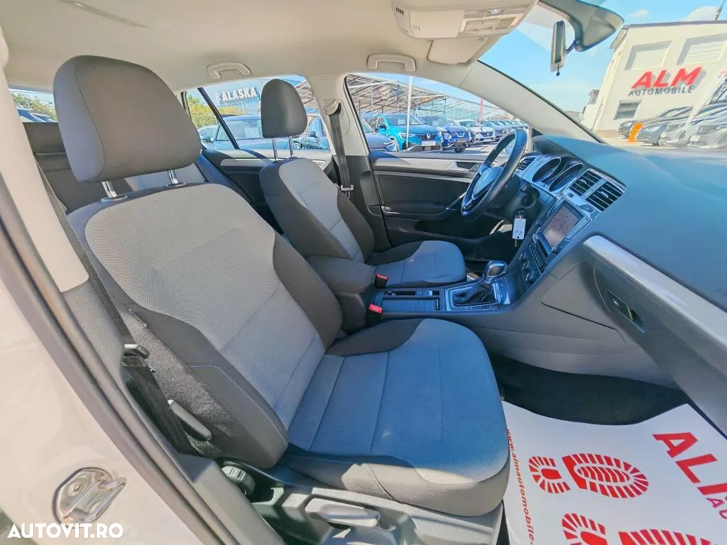 Volkswagen Golf e-Golf - 9