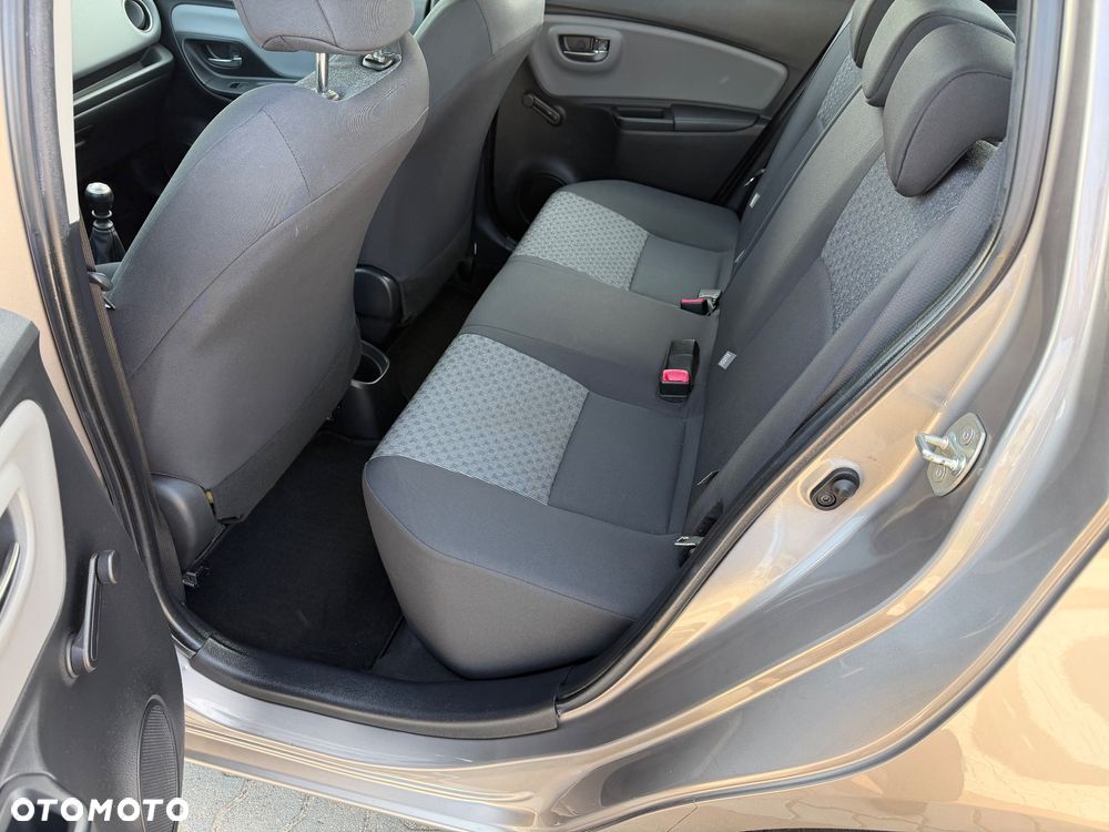 Toyota Yaris 1.33 VVT-i Comfort - 11