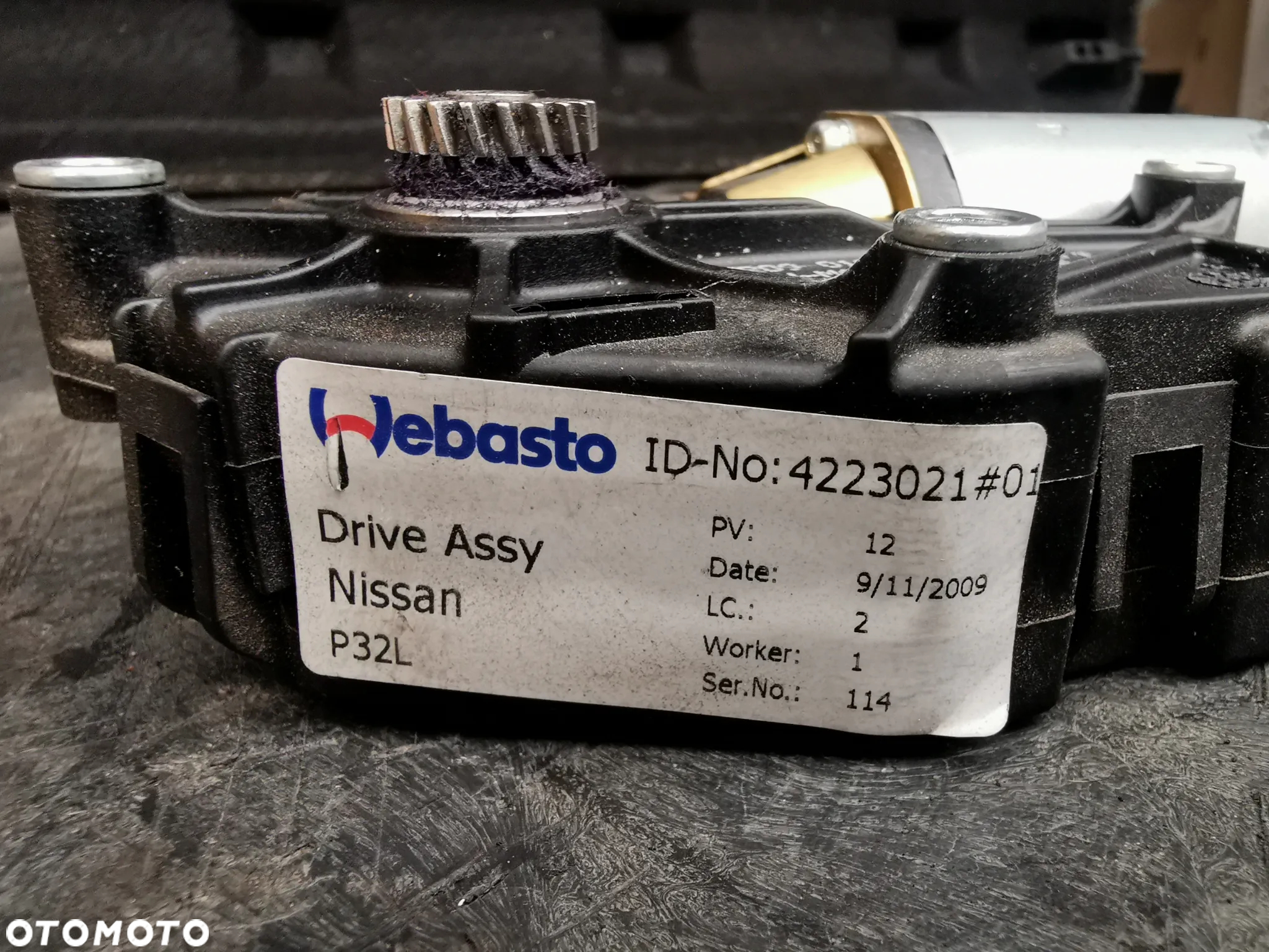Silniczek szyberdachu 1701848F Nissan Qashqaj  J10 - 3