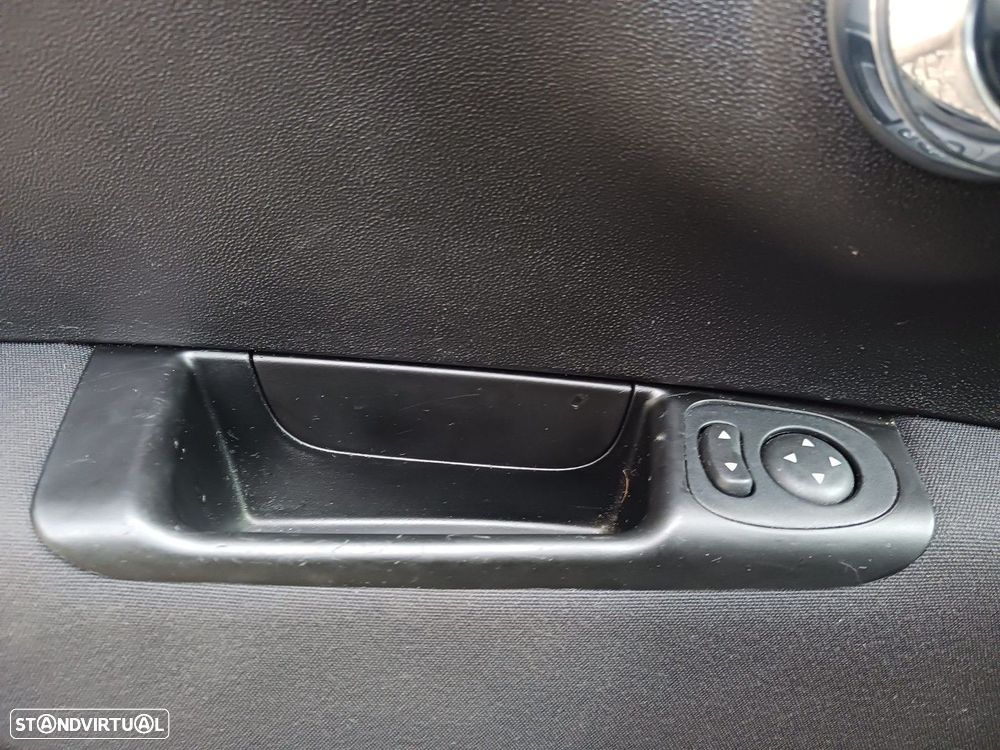 Fiat 500C 1.0 Hybrid - 24