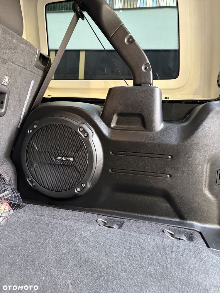 Jeep Wrangler - 19