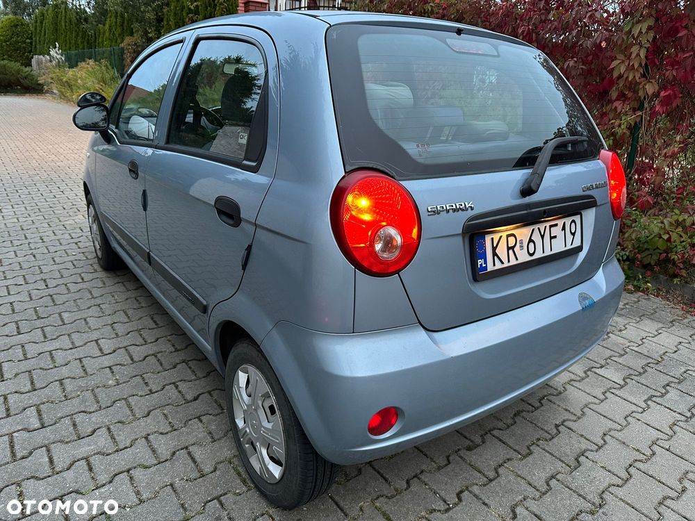 Chevrolet Spark - 2