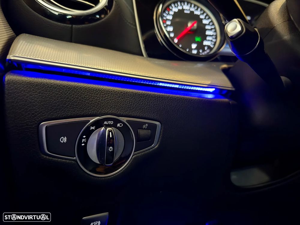 Mercedes-Benz E 220 d AMG Line - 25
