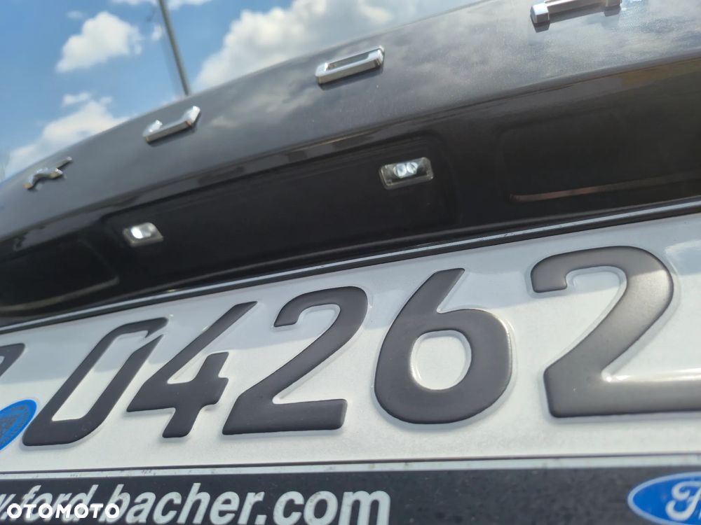 Ford Kuga 2.0 EcoBlue mHEV FWD Titanium - 4