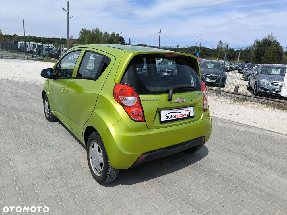 Chevrolet Spark 1.0 Base - 3