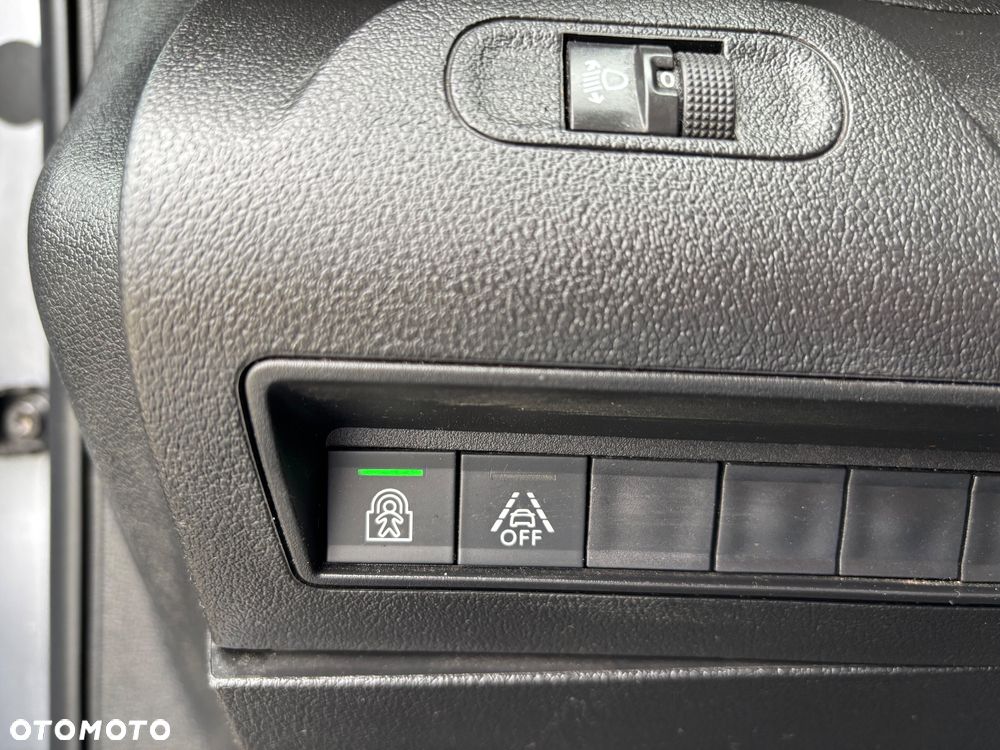 Peugeot Rifter 1.5 BlueHDI Active Pack S&S - 22