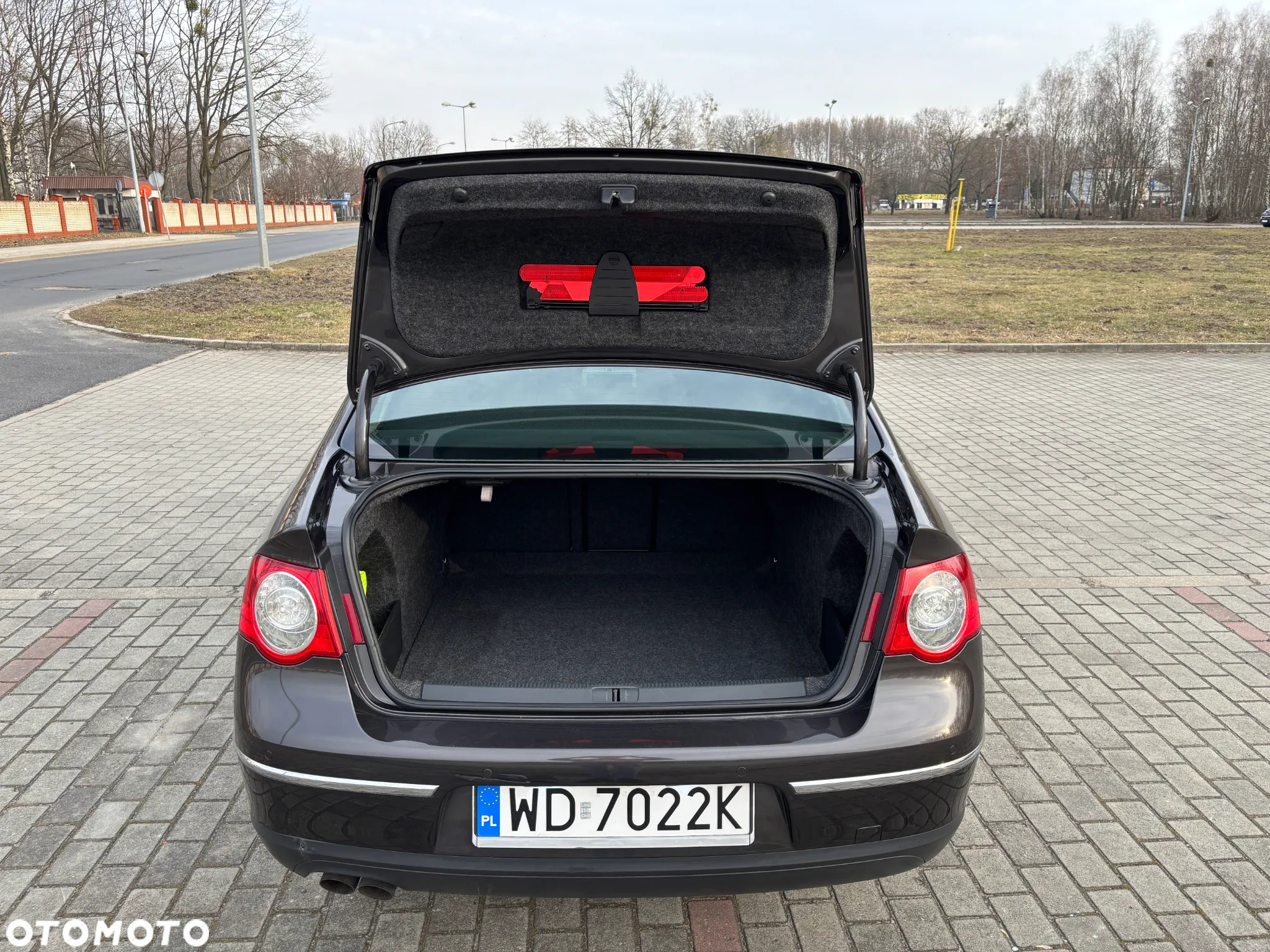Volkswagen Passat 2.0 TDI DPF Highline DSG - 13