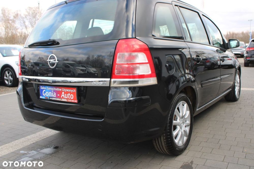 Opel Zafira - 18