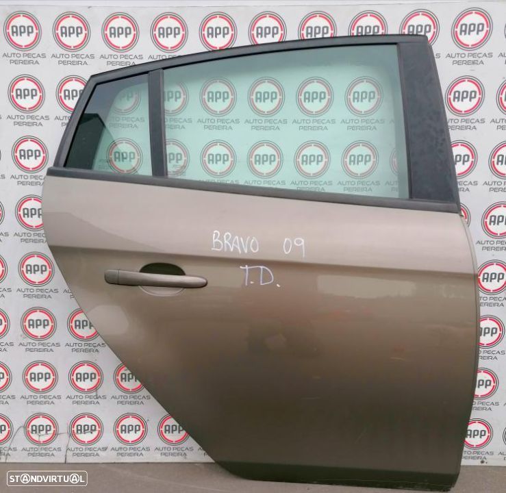 Portas traseiras Fiat Bravo de 2009, esquerda e direita. - 1