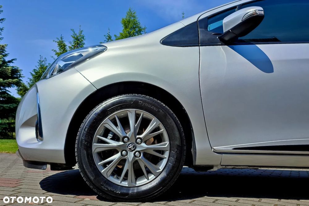 Toyota Yaris 1.0 Premium - 34