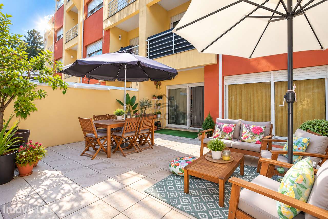 T2 grandes áreas | Terraço com churrasqueira | Garagem Box - Grande imagem: 2/23