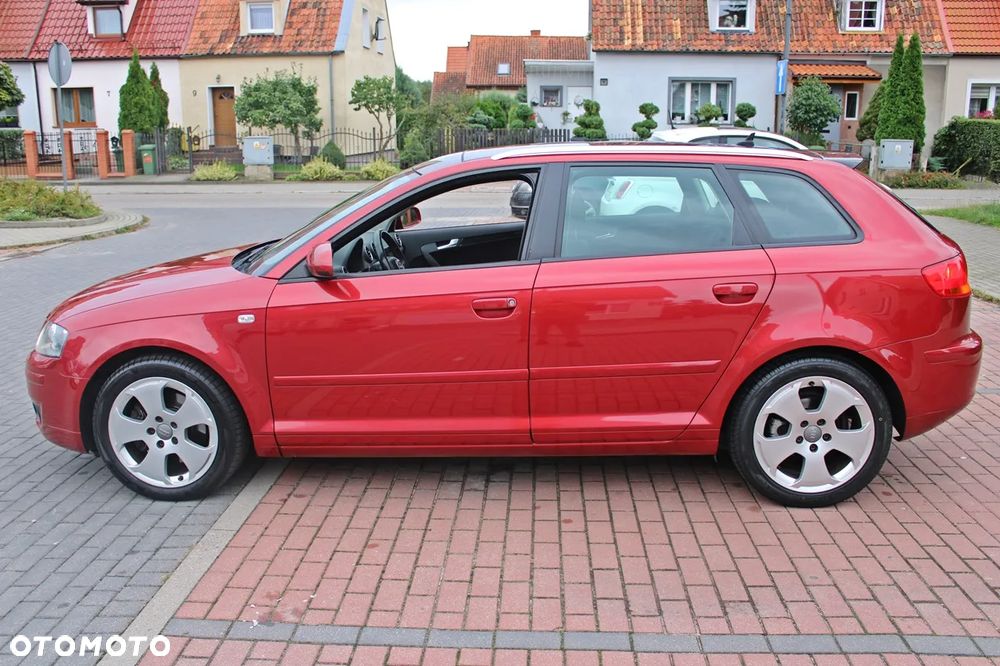Audi A3 Sportback 2.0 TDI DPF S tronic Ambition - 4