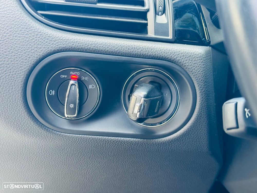 Porsche Macan S - 31