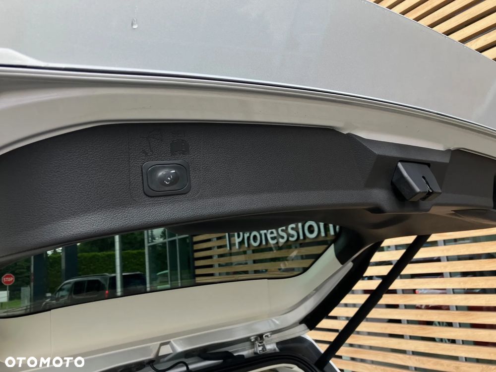 Ford Kuga 1.5 EcoBoost FWD Titanium ASS GPF - 10