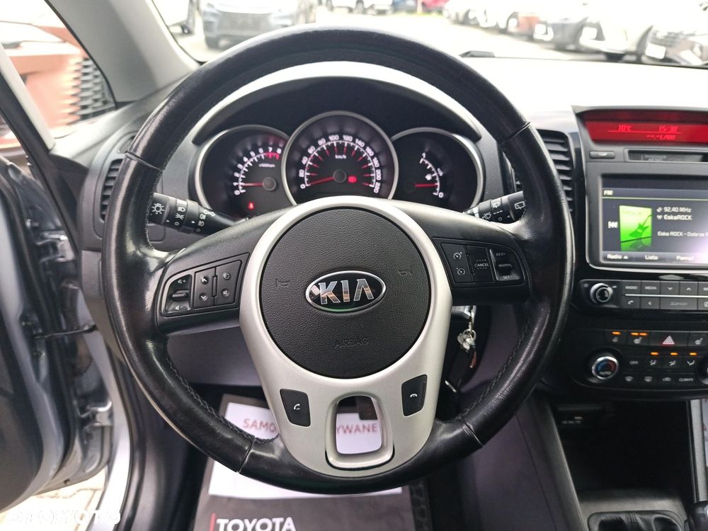 Kia Venga - 23