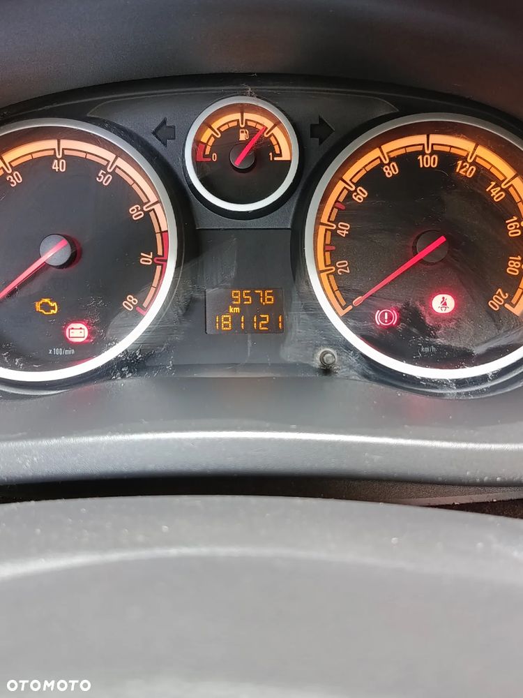 Opel Corsa - 7