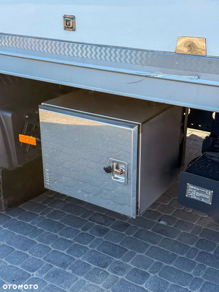 Mercedes-Benz Mercedes-Benz Atego 1324 Chłodnia 6,40 m + Winda 1500 kg | 223 tys. km | EURO 6 - 22