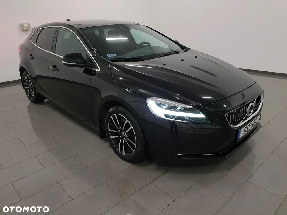 Volvo V40 D4 Inscription - 3