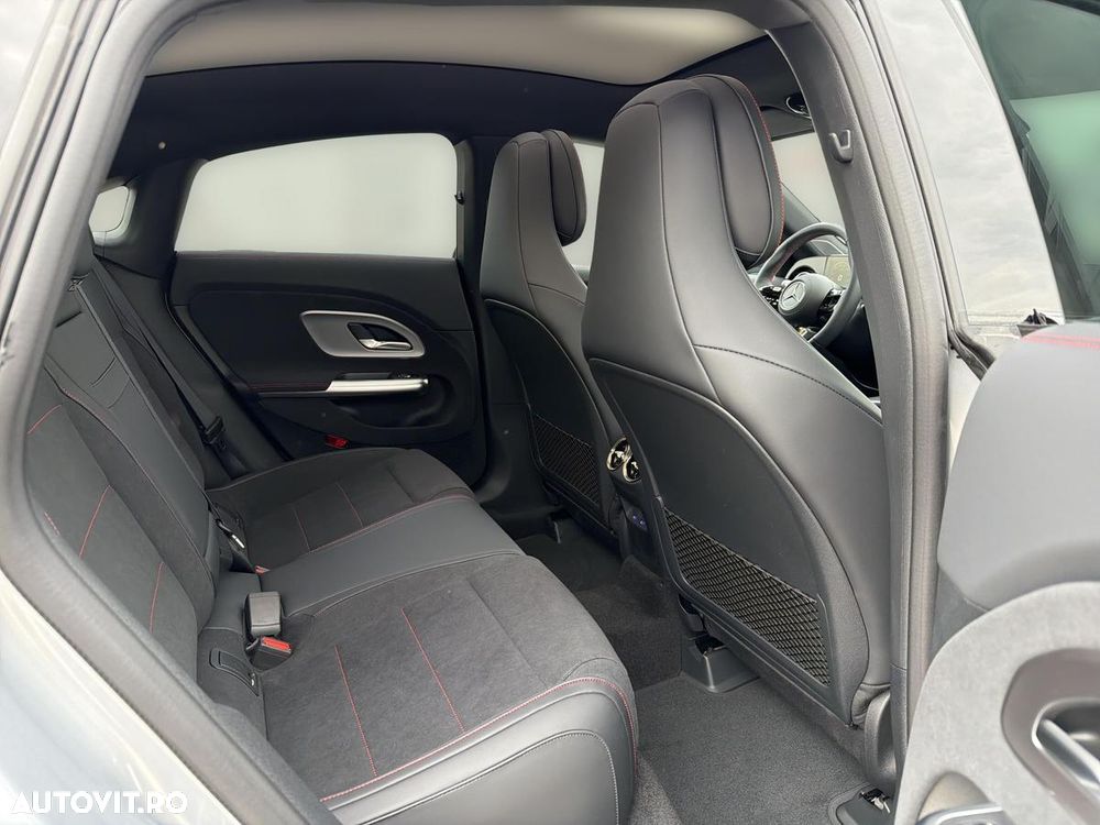 Mercedes-Benz CLA 200 MHEV Coupe - 14