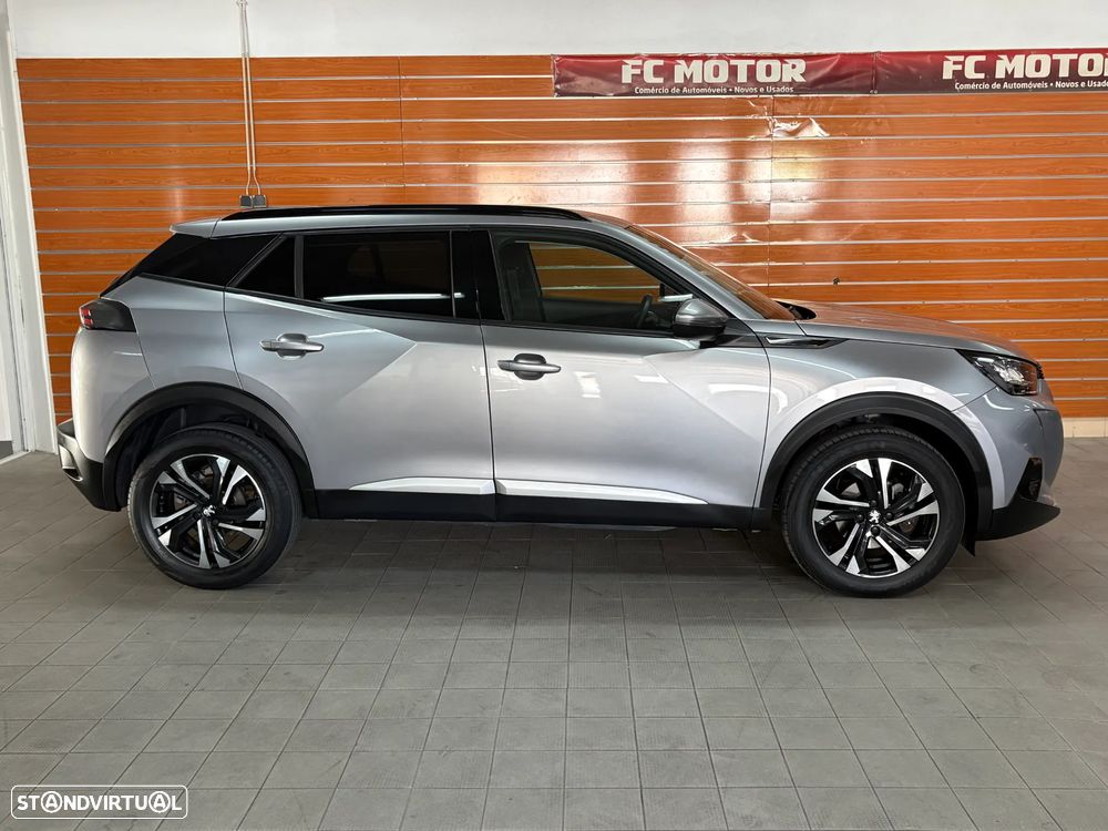 Peugeot 2008 1.2 PureTech Allure Pack - 4