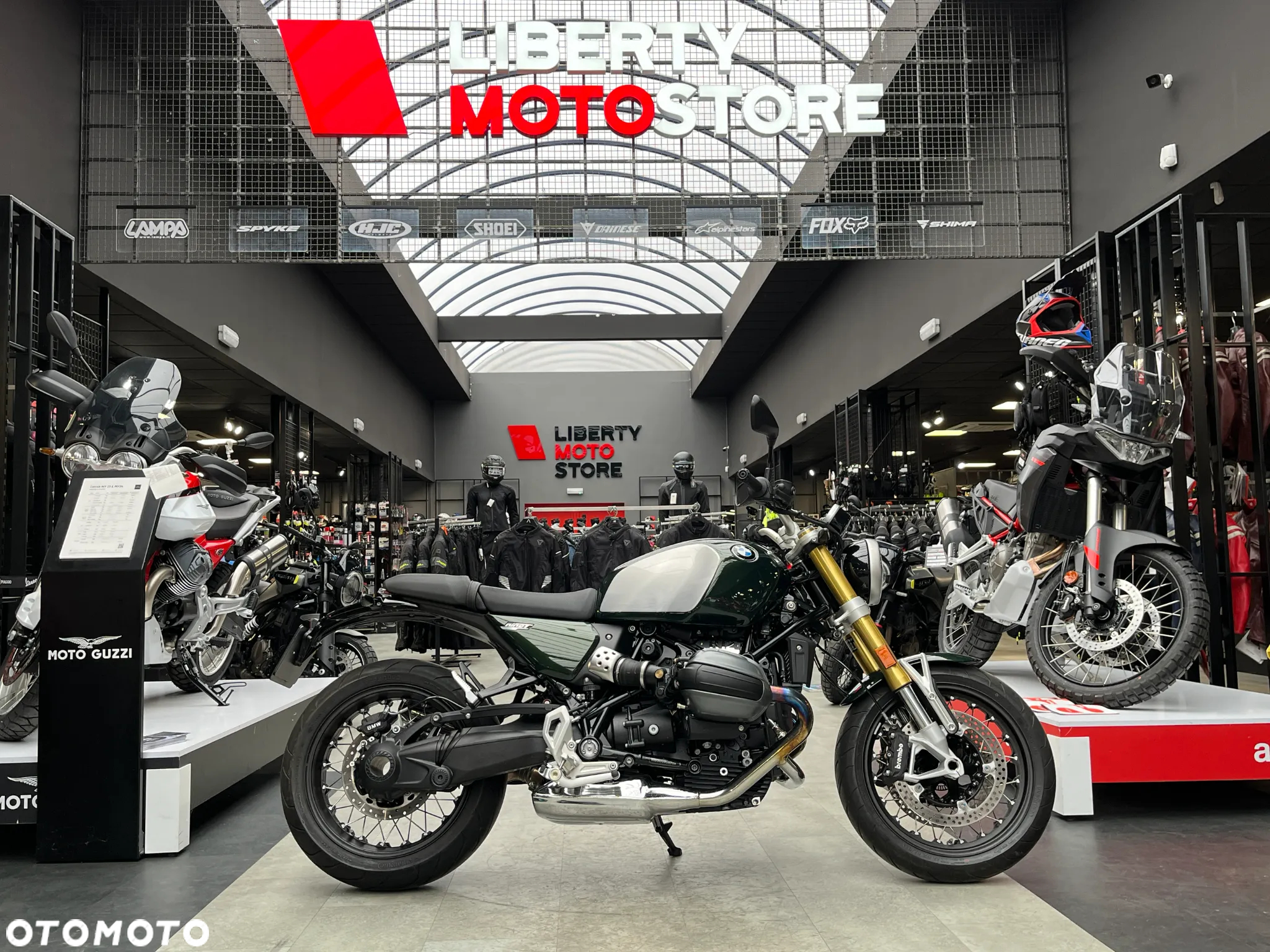 BMW R - 9