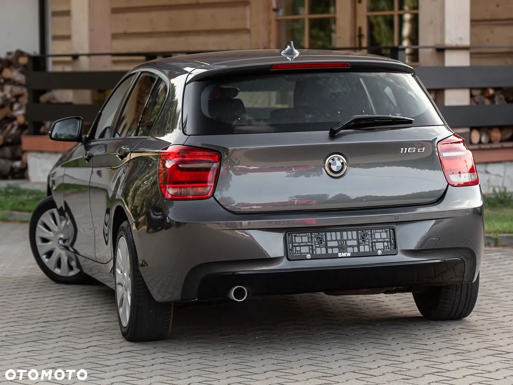 BMW Seria 1 - 12