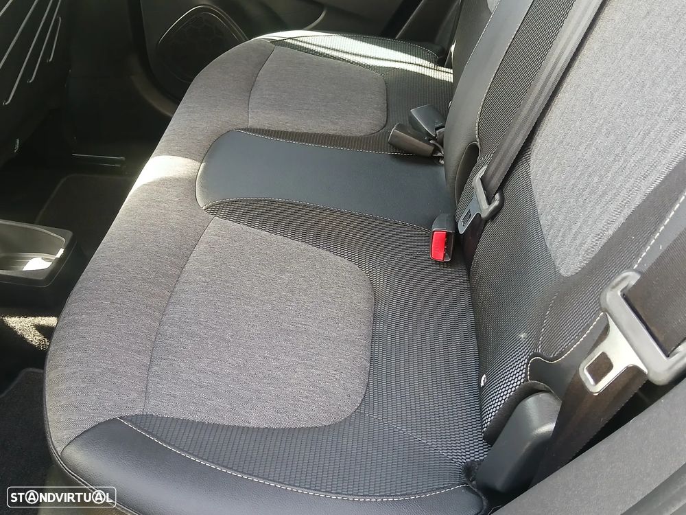 Renault Captur 1.5 dCi Exclusive XMOD - 27