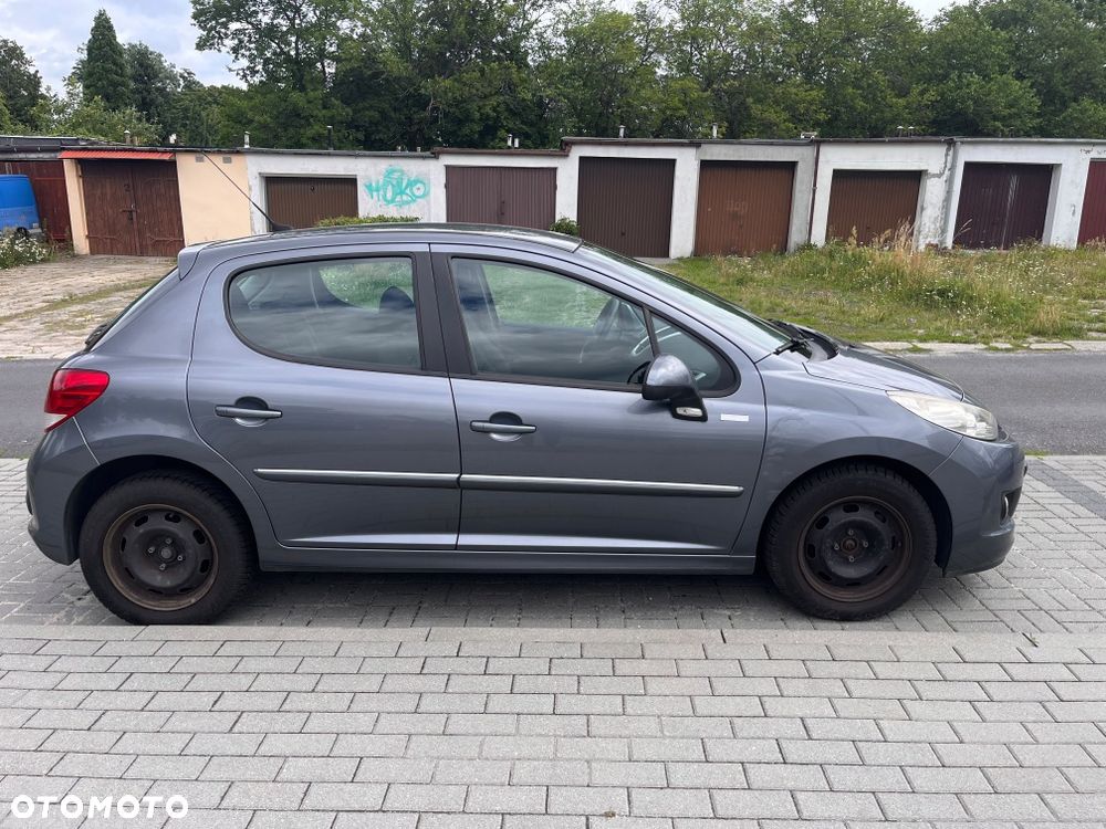 Peugeot 207 - 7