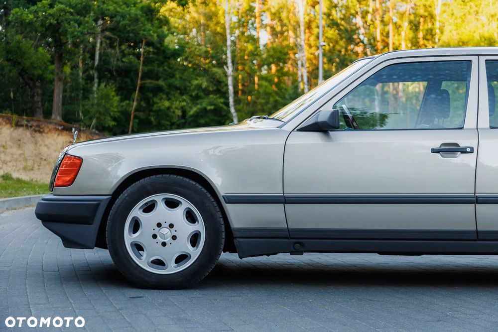 Mercedes-Benz W124 (1984-1993) - 4