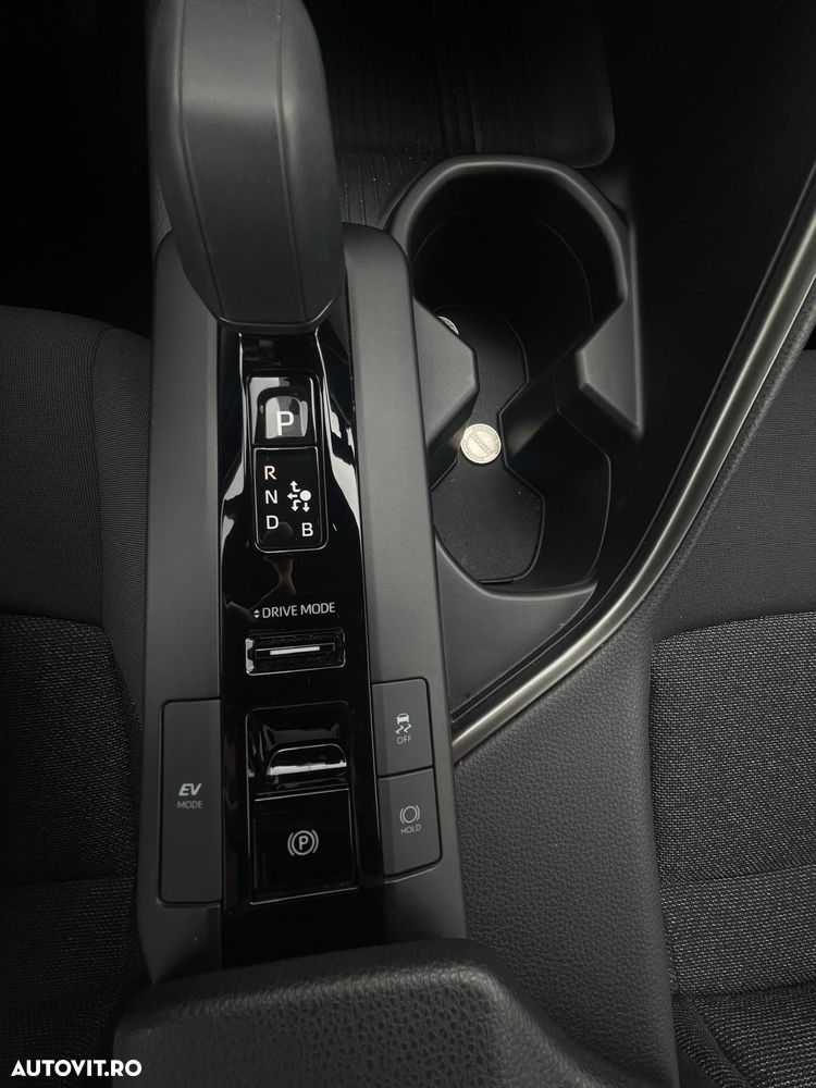 Toyota C-HR 1.8 HEV 140 CP 4x2 CVT Active - 14