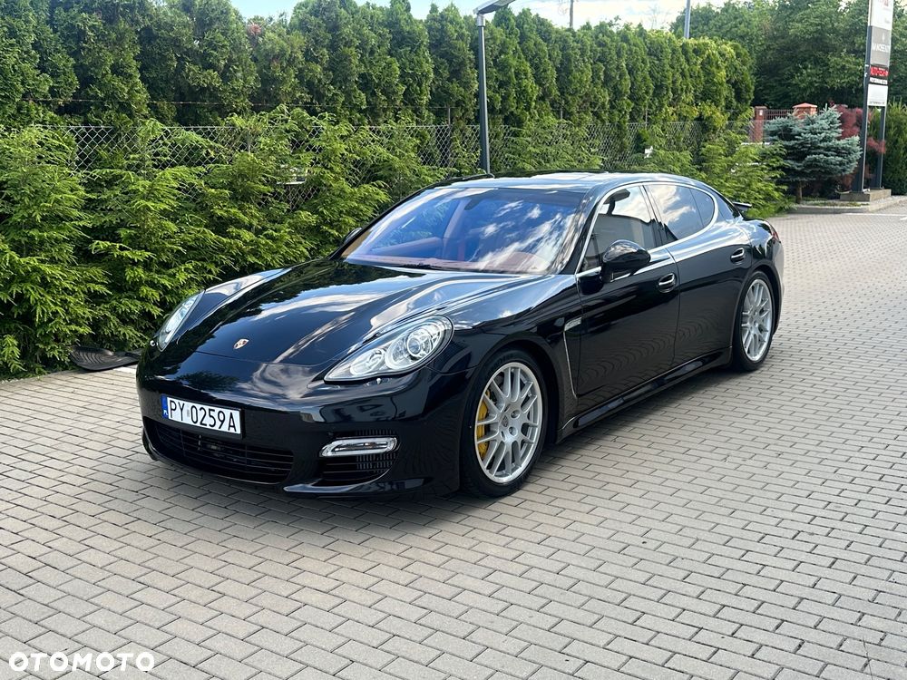 Porsche Panamera Turbo - 8