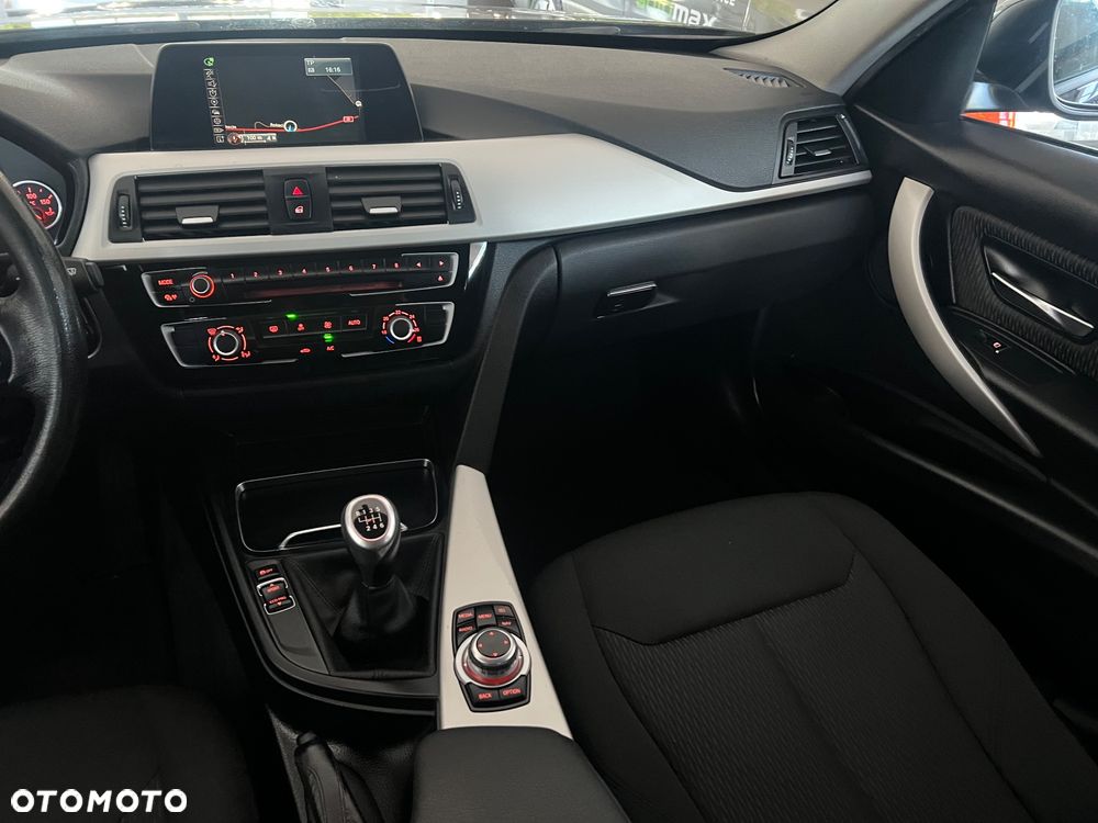 BMW Seria 3 316d Edition Luxury Line Purity - 21