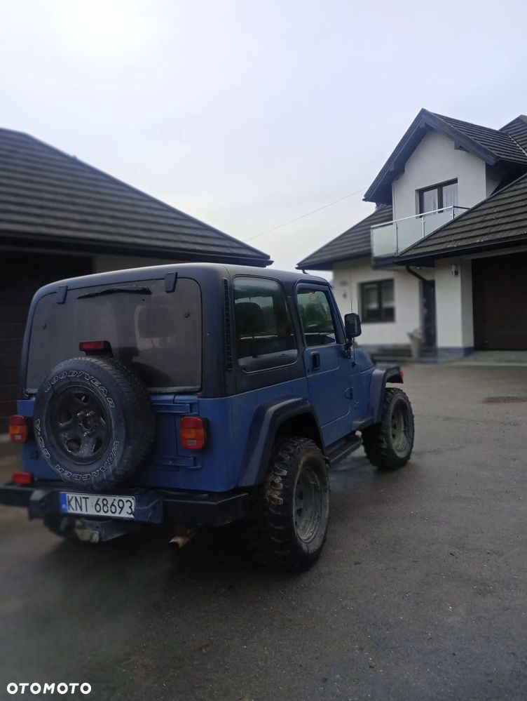 Jeep Wrangler 2.5 Sport - 4