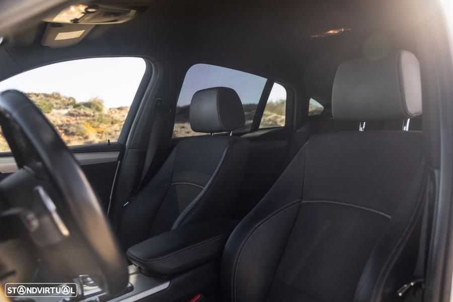 BMW X4 20 d xDrive Pack M Auto - 32