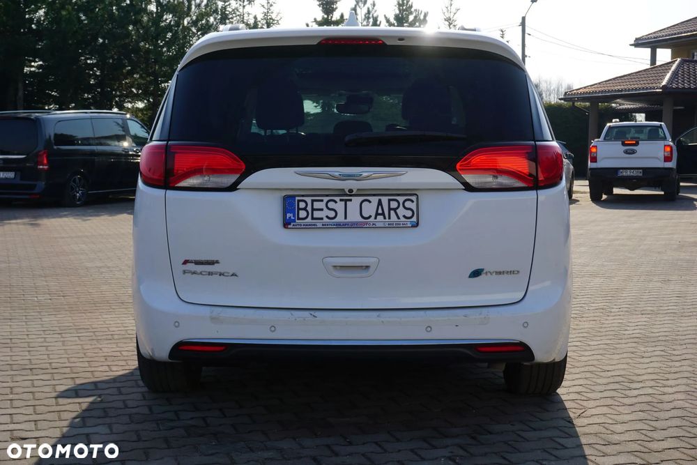 Chrysler Pacifica - 7