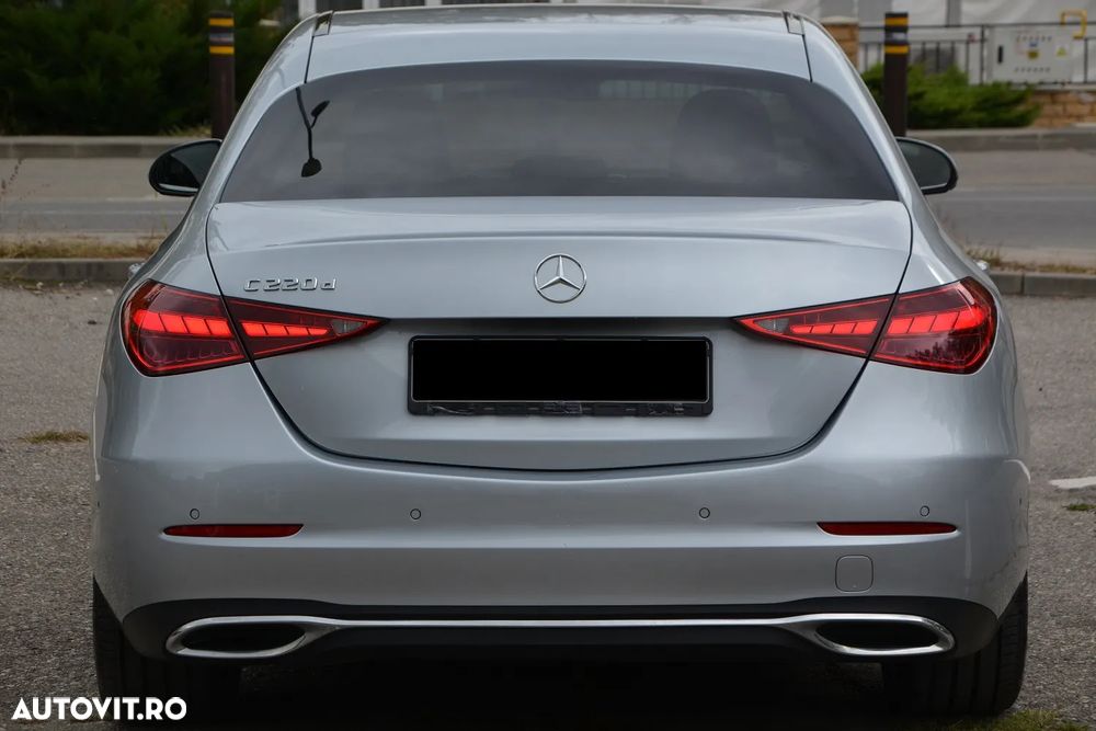 Mercedes-Benz C 220 d T 9G-TRONIC AMG Line - 2