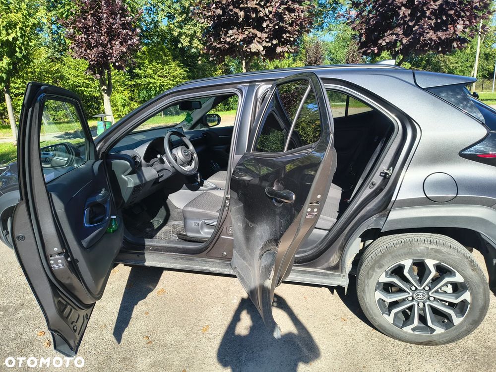 Toyota Yaris 1.5 Comfort CVT - 6