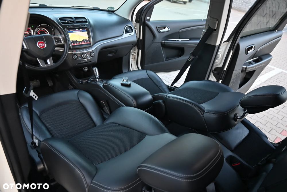 Fiat Freemont 2.0 Multijet 16V DPF Automatik Allrad Cross - 21