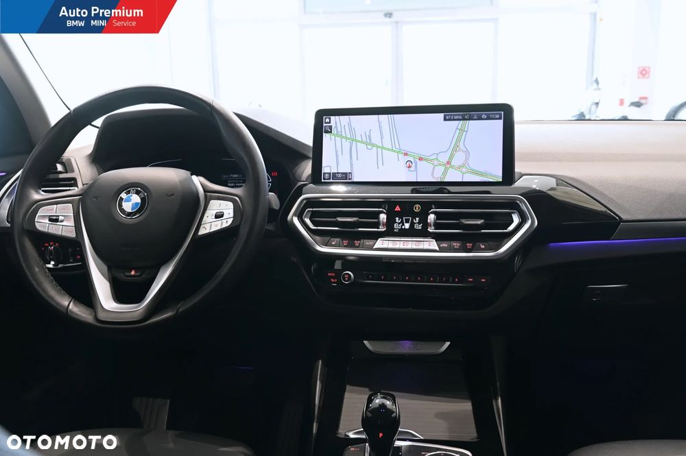 BMW X3 xDrive20d mHEV - 17