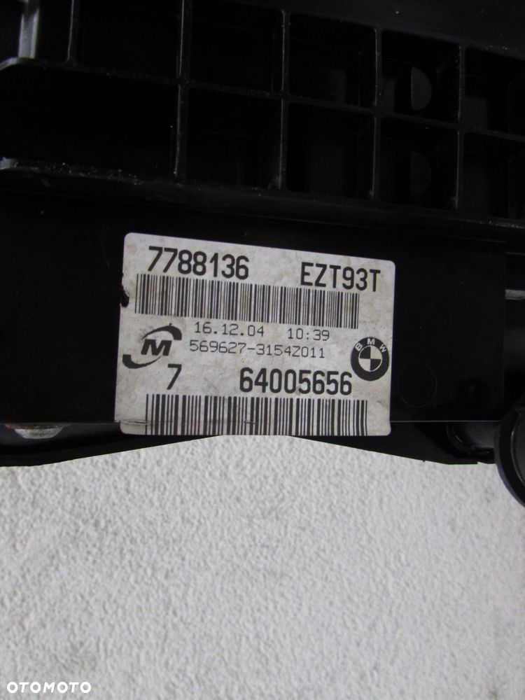 BMW X3 E83 2.0 D 06-10 CHLODNICE WENTYLATOR OBUDOWA 6732-6925702 7788136 - 7