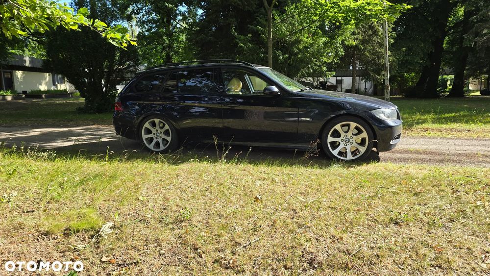 BMW Seria 3 330d DPF - 2