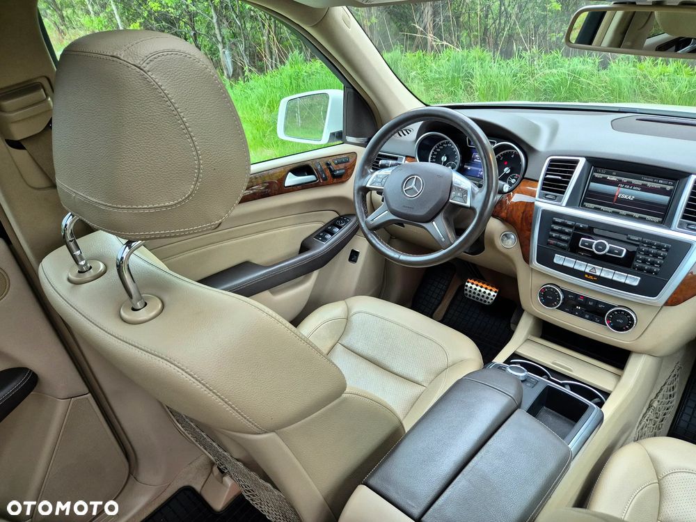 Mercedes-Benz ML 350 BlueTEC 4MATIC 7G-TRONIC - 15