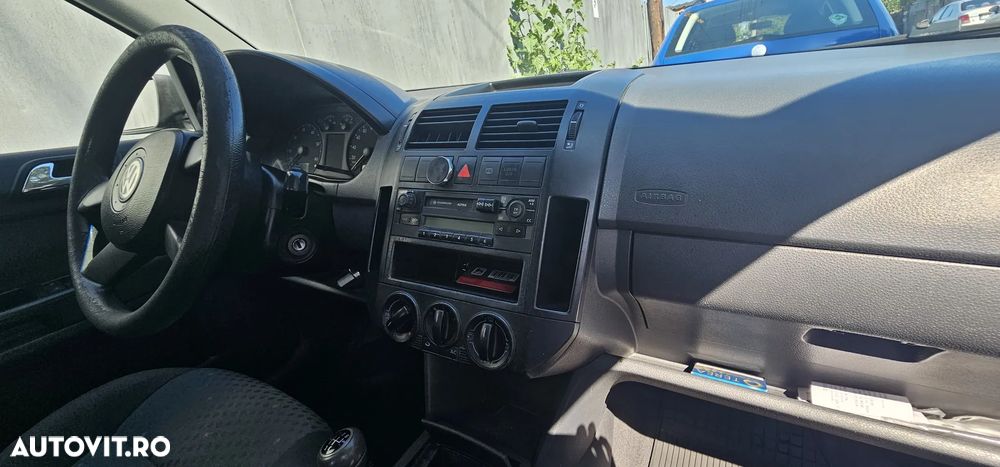 Volkswagen Polo - 14