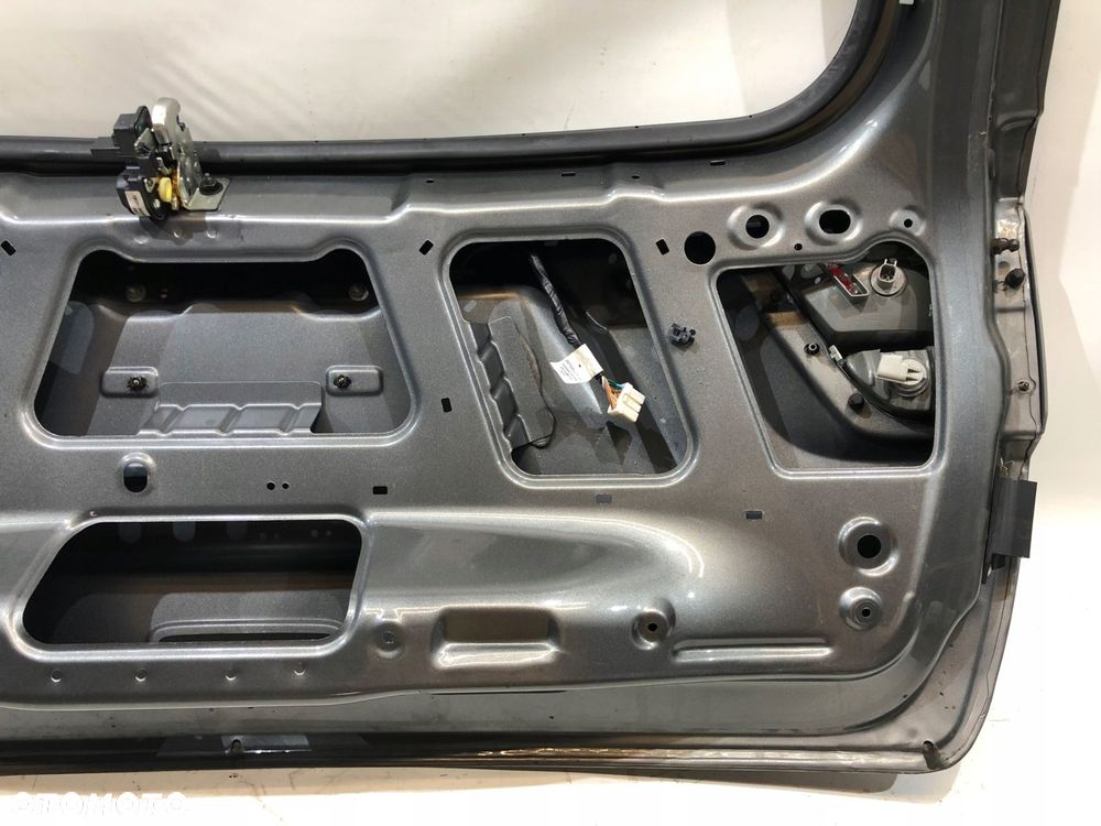 grand cherokee wk2 klapa tył pokrywa bagażnika - 14