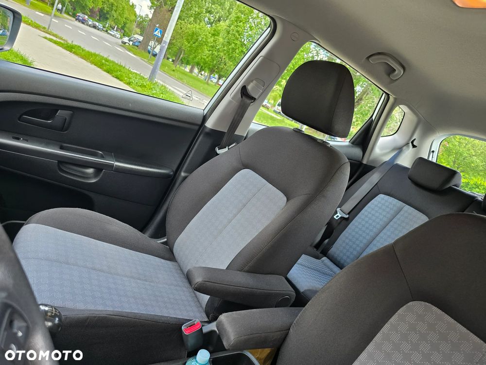 Kia Venga 1.4 Business Line - 6