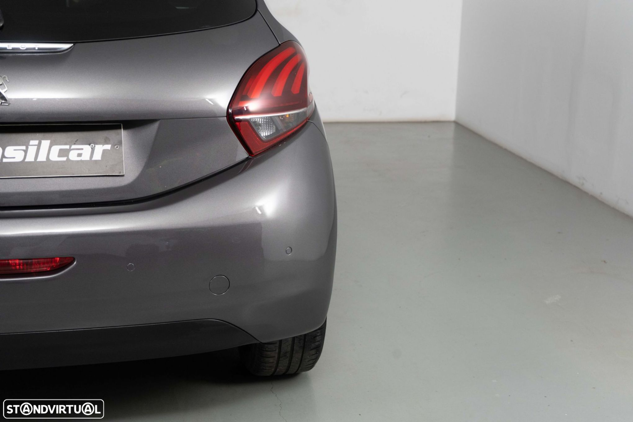 Peugeot 208 1.2 PureTech Style - 15