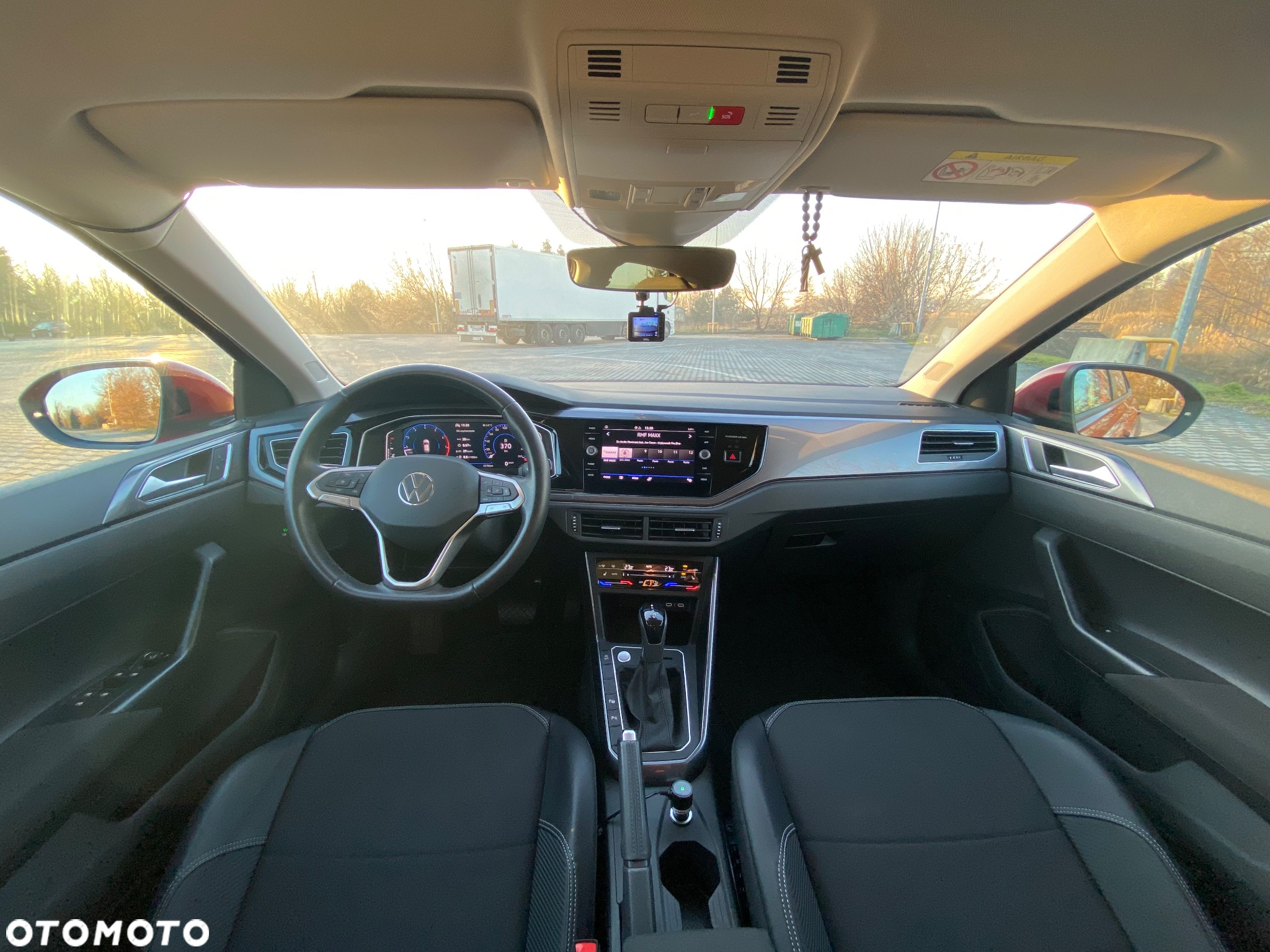 Volkswagen Taigo 1.5 TSI ACT Style DSG - 4