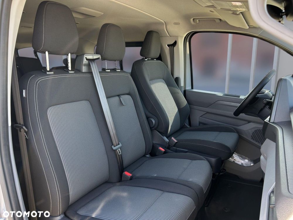 Volkswagen Transporter Kombi L2H1 M1 - 17