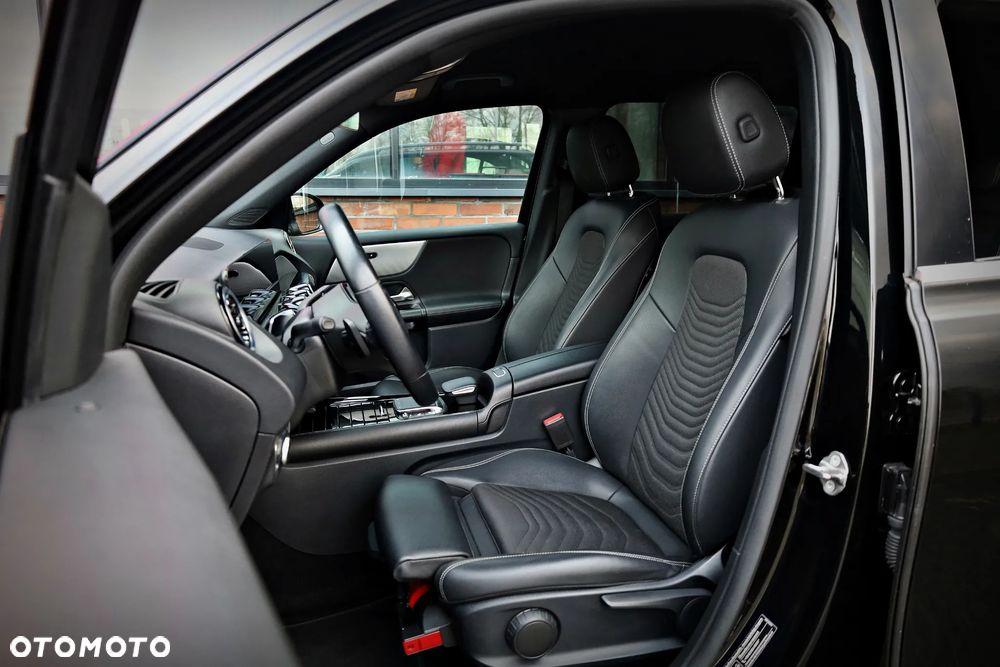 Mercedes-Benz GLB 200 Style 7G-DCT - 23