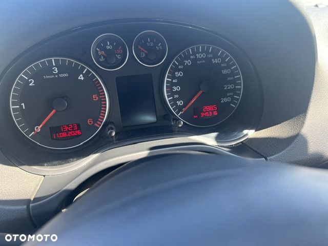 Audi A3 3-drzwiowe 1.9 TDI DPF S Line Sportpaket plus - 2
